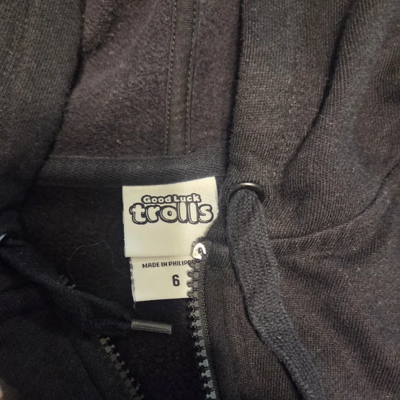Torrid Trolls "Love Always" Zip Up Hoodie β€οΈπ§‘πππ - Picture 5 of 7